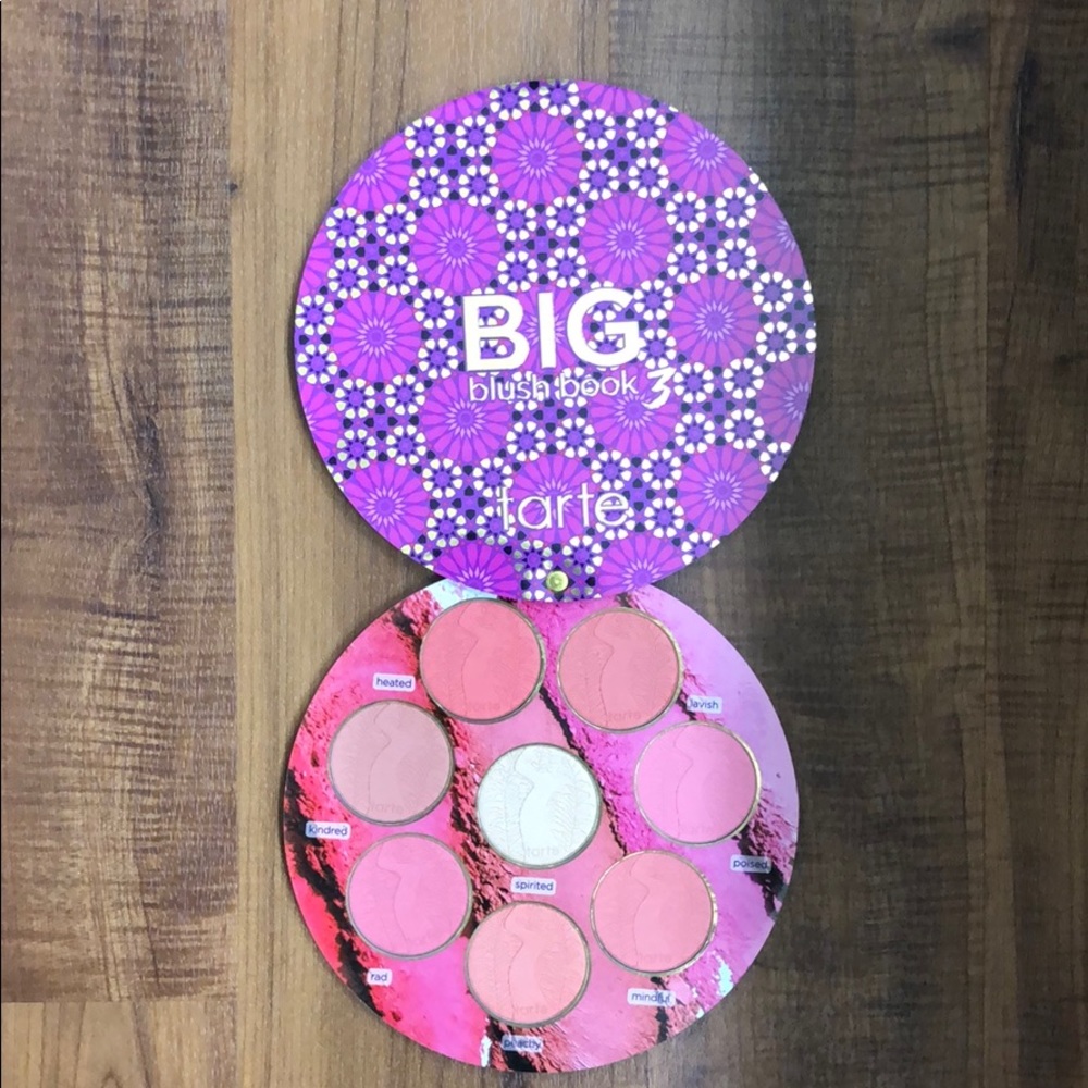 NWOT Tarte Big Blush Book 3